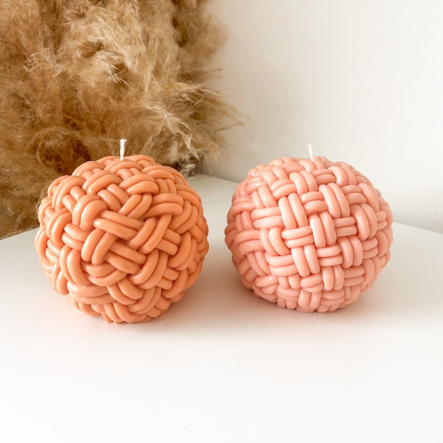 Ribbed Ball